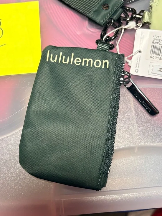 Lululemon Dual Pouch Wristlet Rainforest Green / Honeydew - Picture 4 of 6